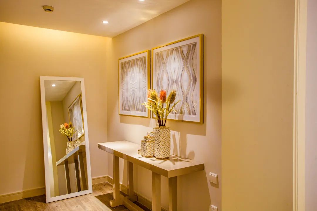 娴庡崡钀岃鏈堝瓙涓績鎺㈠簵,娴庡崡钀岃