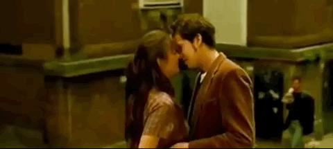 为艺术献身,大尺度出演作品,这朵野性的法国玫瑰,美的惊心动魄