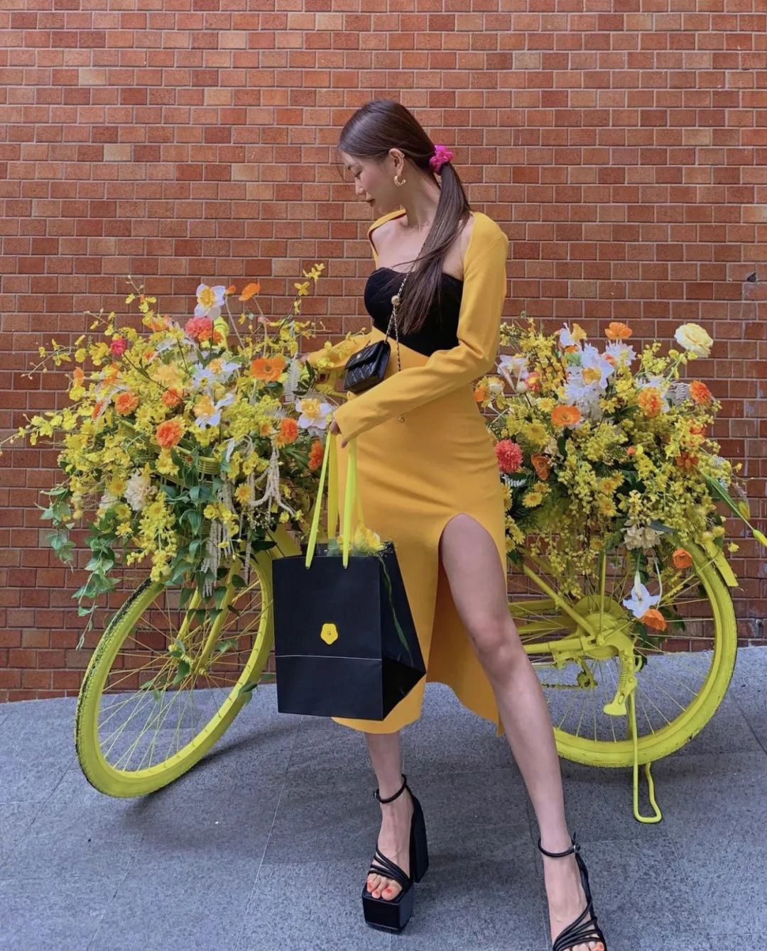 黄黑皮穿搭技巧,黄黑皮穿衣教程