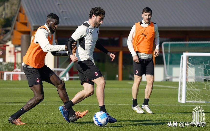 红黑米兰早报3.24伊布渴望再战一年