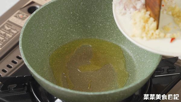 偷笑!5星餐厅千元一份的大菜,我在家一煎搞定!真香!