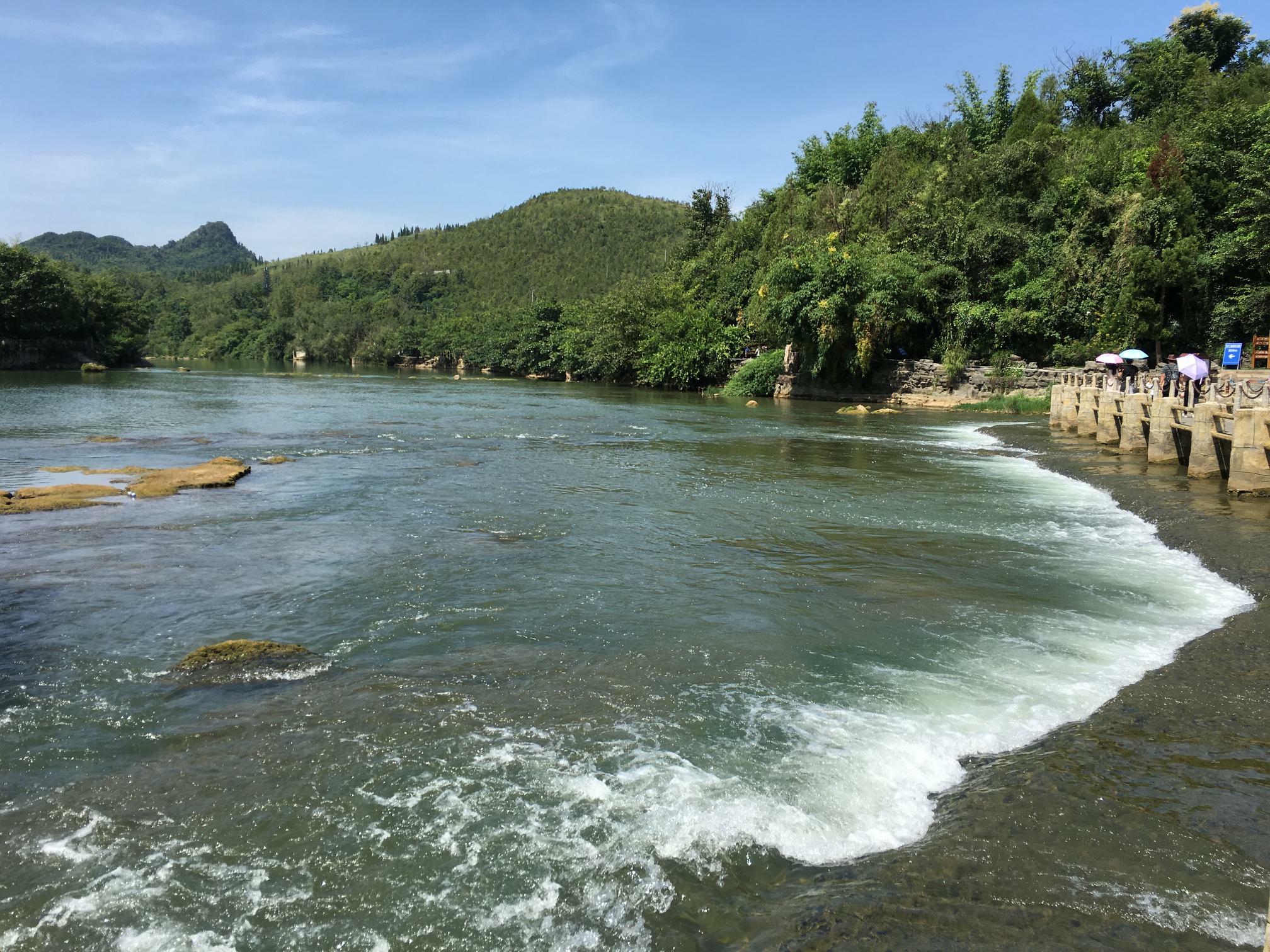 南宁自驾到贵州黄果树景区,贵州黄果树滴水滩瀑布景区