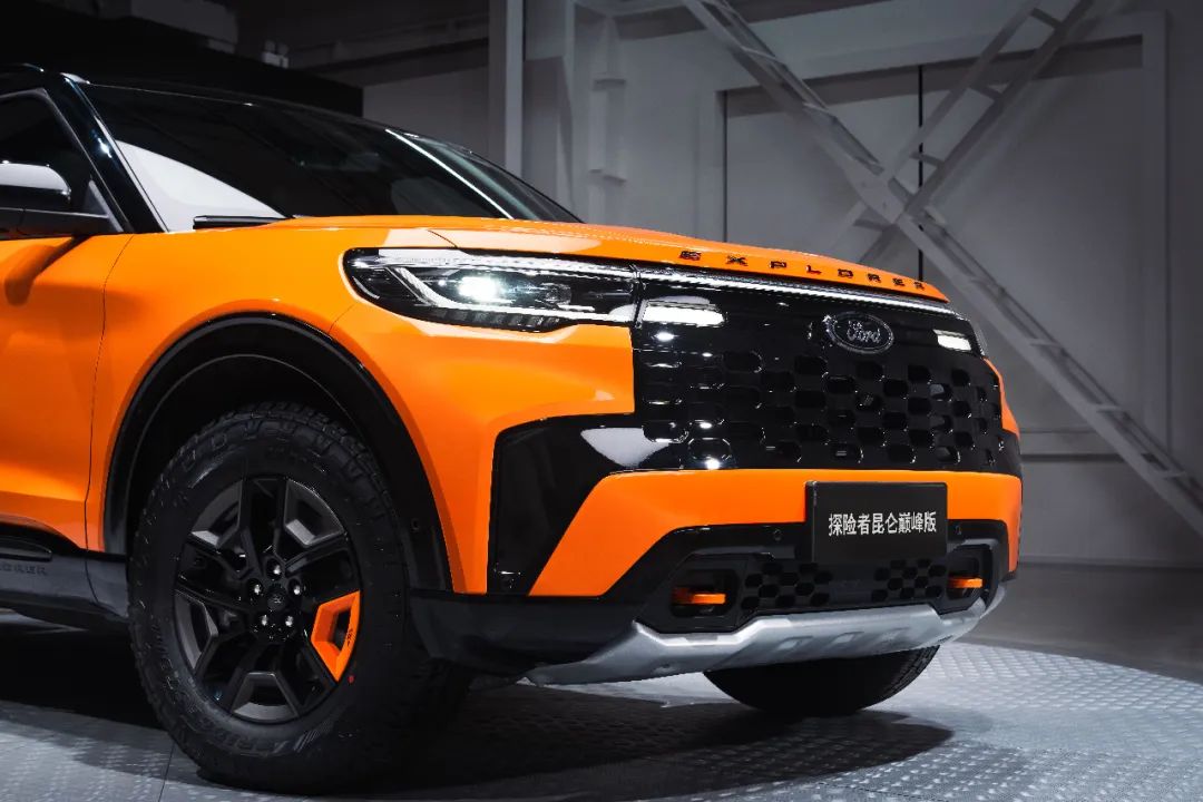 评测福特探险者昆仑巅峰版,福特探险者昆仑巅峰版越野表现