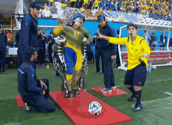 为世界杯开球的外骨骼机器人，股价狂跌99%之后未来在哪？