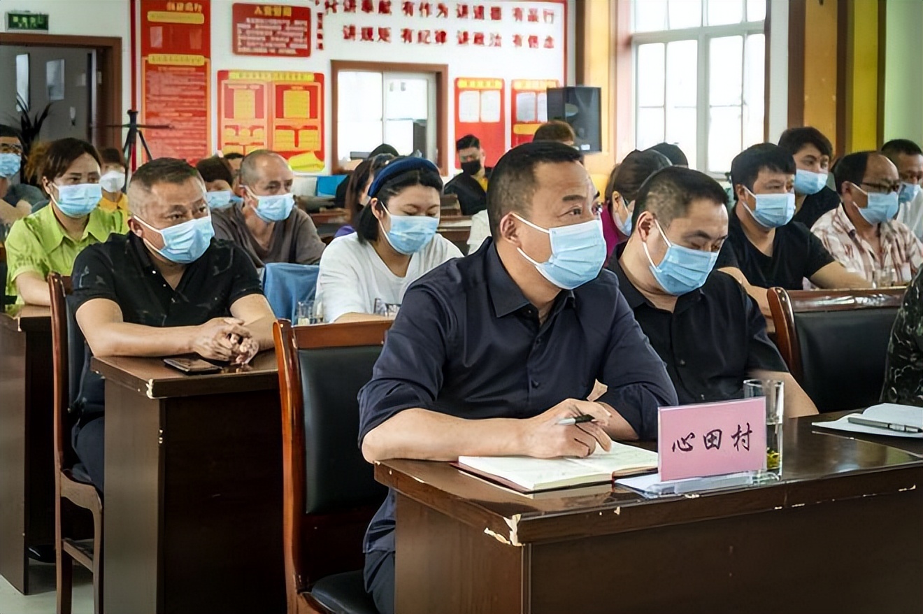 厚植营商环境助力产业发展,厚植生态优势助推绿富双赢