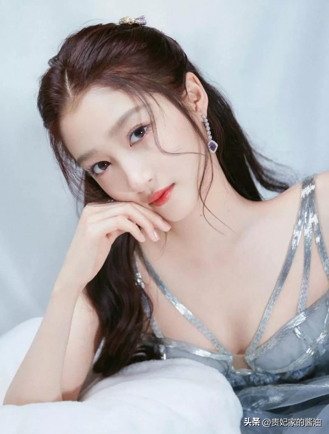 关晓彤个人资料1997年属相,关晓彤1997年9月17日出生