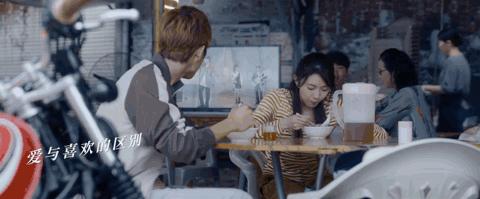 不费力就赢很大,说她是资源咖冤不冤?