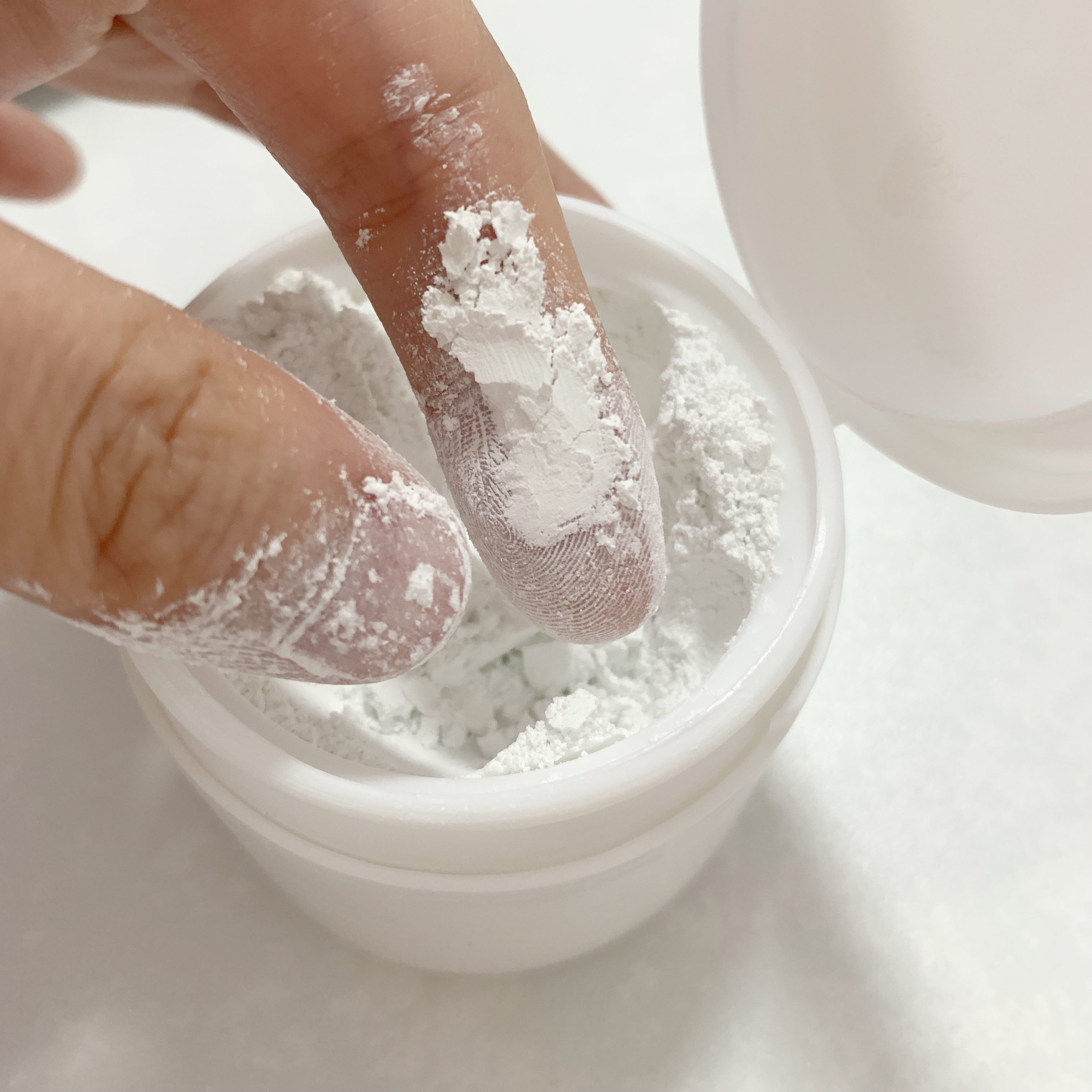 戴牙套会把牙齿戴黄?教你一个小妙招,轻松美白牙齿很简单!