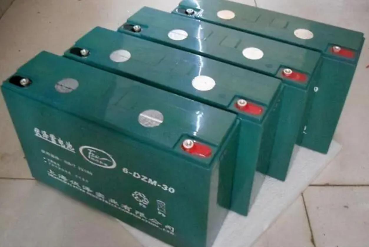 电动车充满电放几天就没电了原因,冬季电动车电池充满后就剩一半电