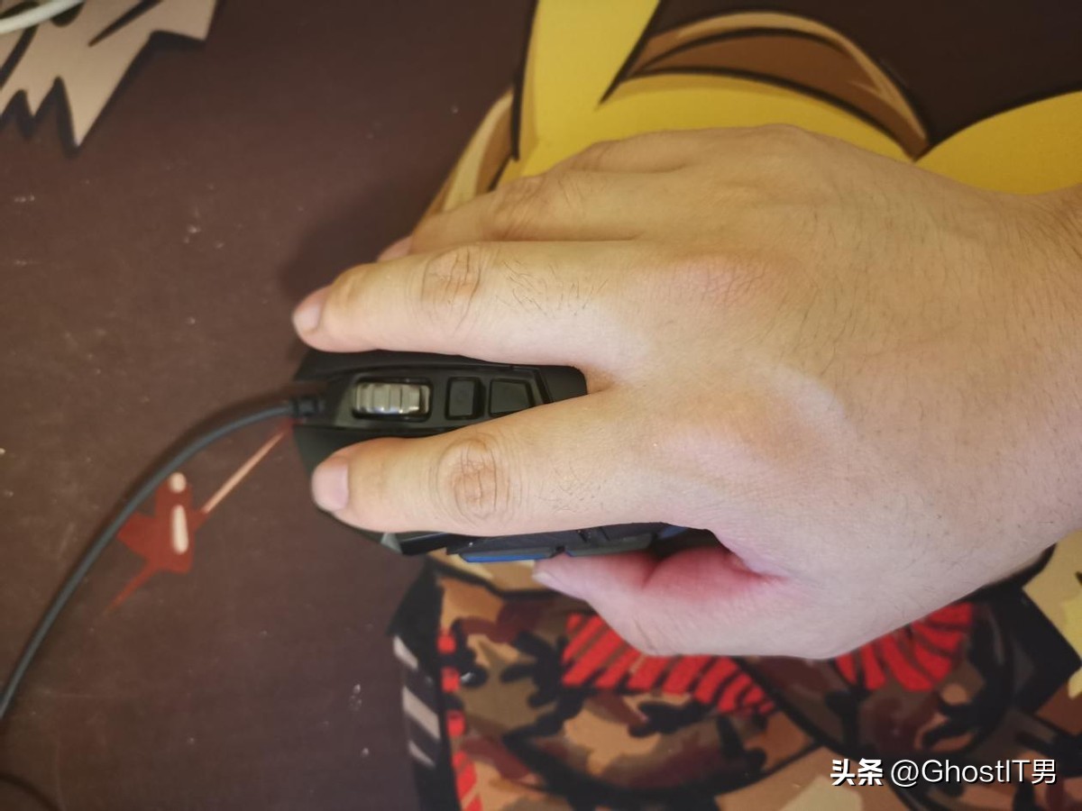 鼠标推荐罗技g502测评,logitech罗技g502rgb炫光游戏鼠标