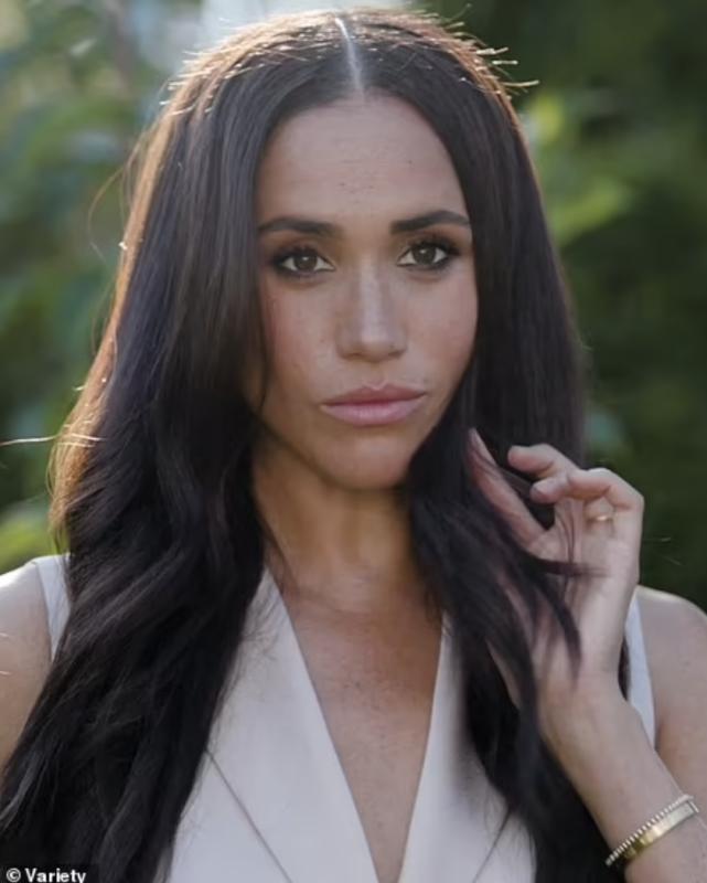 没结婚时，梅根就打哈里旗号要求餐厅留位置，“未来的公爵夫人”