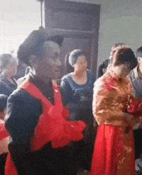 走路累了坐着歇一会,走累了坐下歇会怎么回事