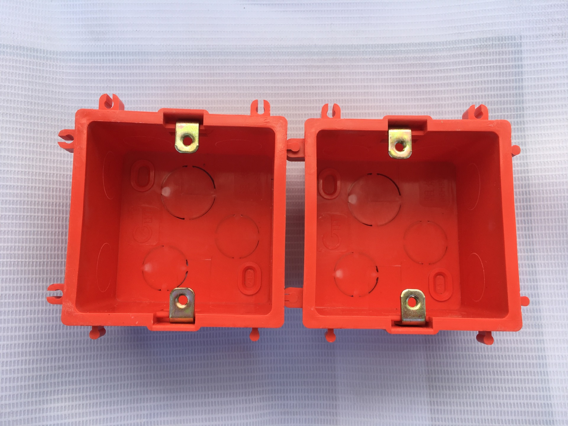 家装品牌主材,半包装修需要买主材还是辅材