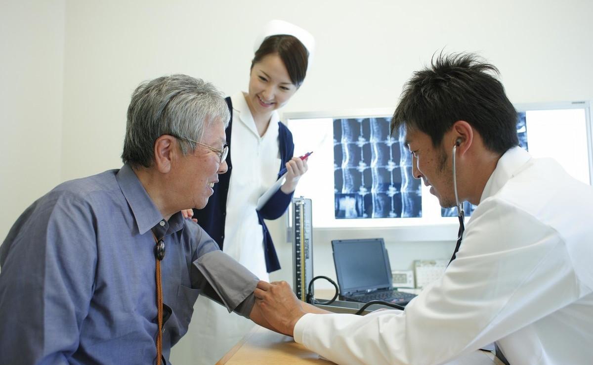 为啥国内看病越来越贵？假如医院取消检查费，会发生什么？快瞧瞧