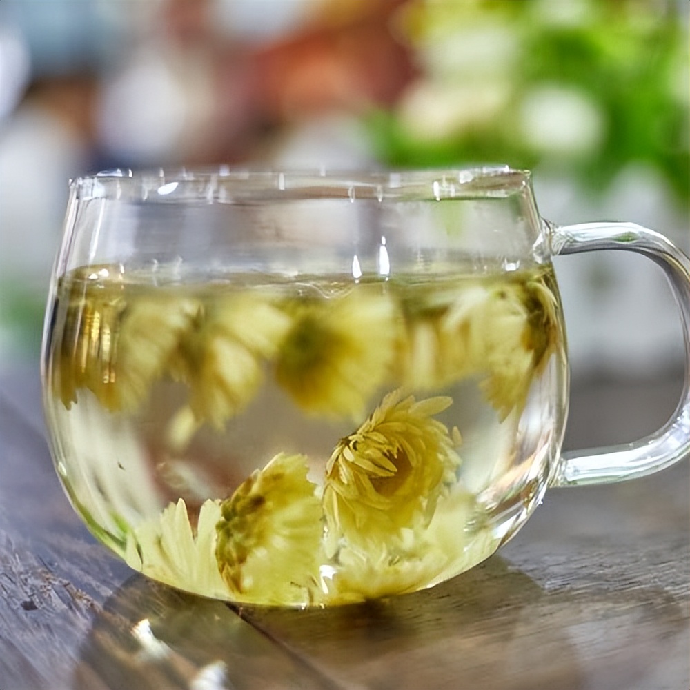 40岁喝菊花决明子茶好吗,年龄大了要忌茶