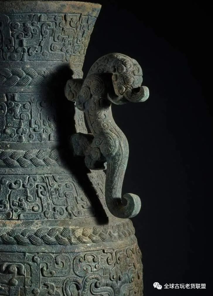 一言九鼎大名鼎鼎的意思,一言九鼎大名鼎鼎是什么意思