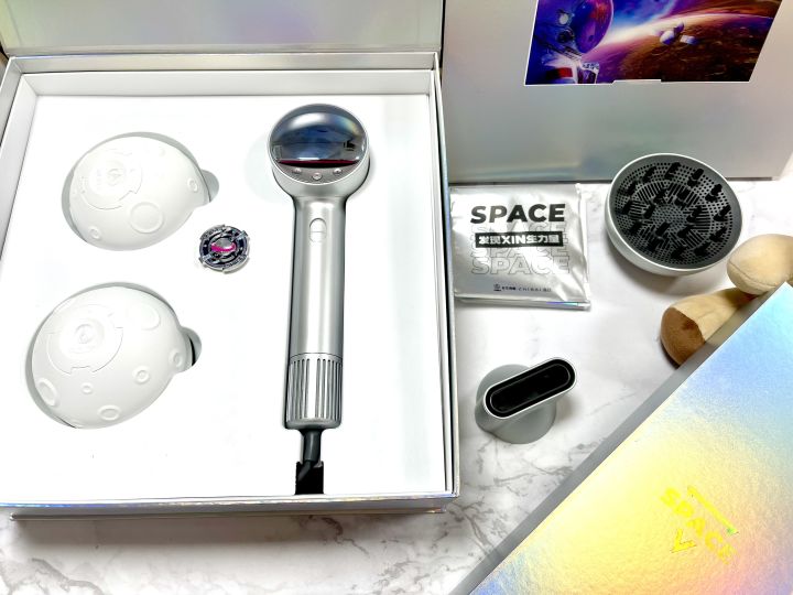 太空联名吹风机,高格调的吹风机
