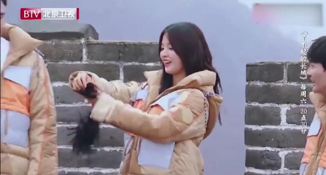 明星假发掉落搞笑视频,假发掉落搞笑视频大全