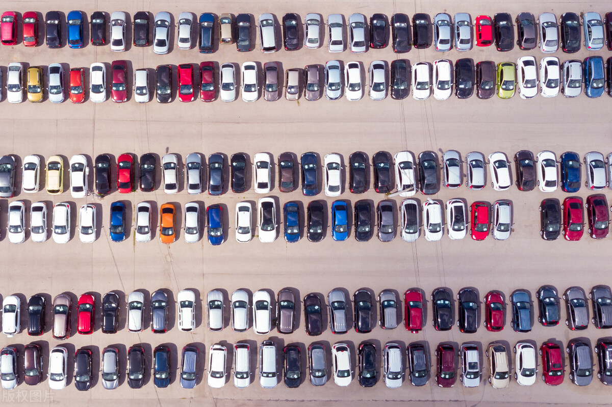 购买冷门二手车是捡漏还是入坑,现在这个行情买二手车好还是新车