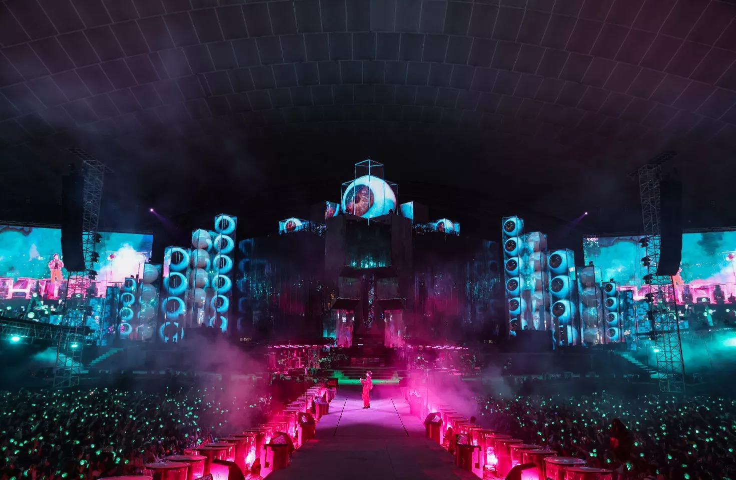 华晨宇演唱会抢票两人,华晨宇武汉站演唱会时间