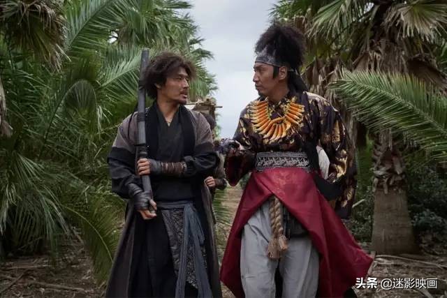 网飞又放大招，韩国开年票房冠军，海盗版夺宝奇兵，不愧顶级*片爽**