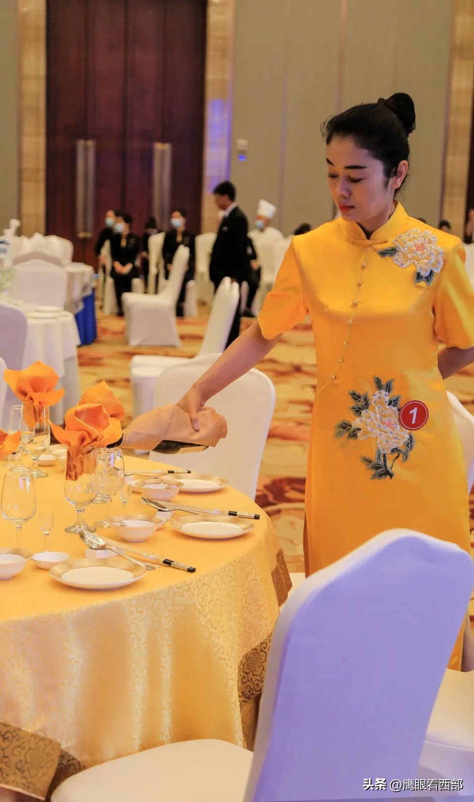 平凉广成大酒店举办餐饮、客房服务员“岗位赛马”活动