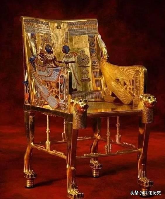 男人藏品,男子收藏罕见100元纸币