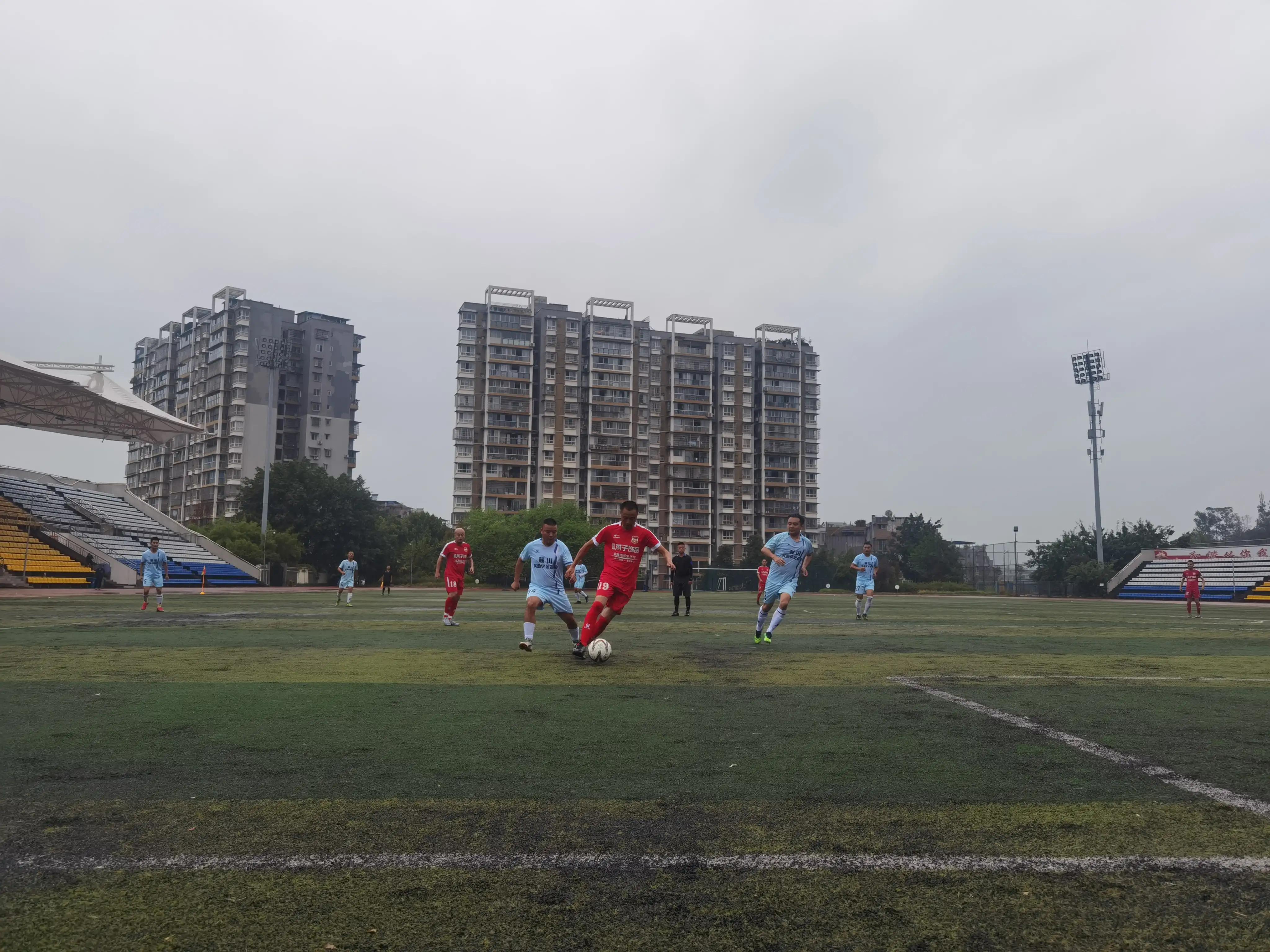2018年第七届荣县足球比赛,驰骋绿茵场