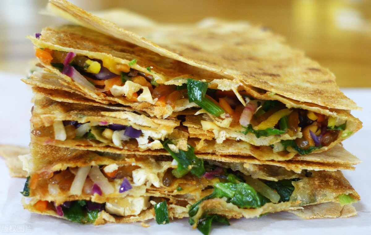 滕州菜煎饼面糊怎么调,滕州菜煎饼店