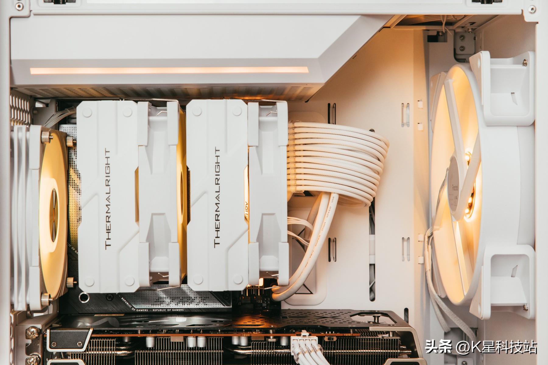 鍗庣x670e涓绘澘涓婁粈涔坈pu,鍗庣strixz690-e瑁呮満瑙嗛