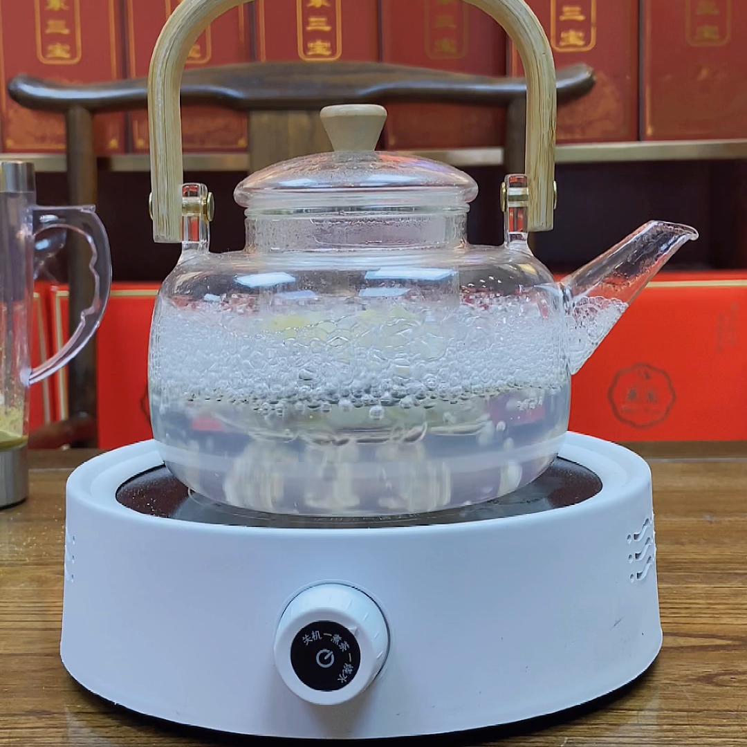 老是熬夜吃什么营养品,花旗参茶对熬夜有好处吗