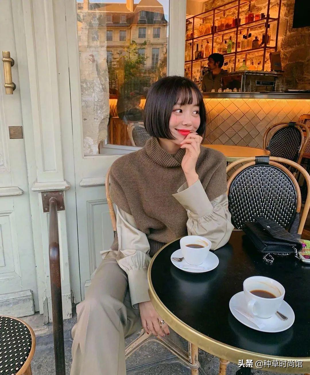 八字刘海怎么打理才不会显头秃,12岁圆脸头秃长发适合剪什么刘海