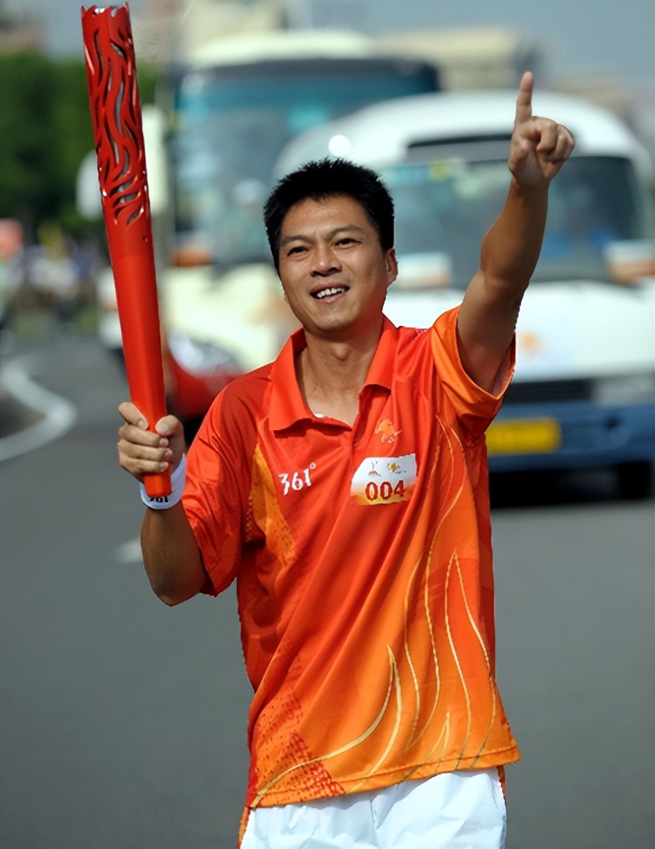 江嘉良吴玉芳全家福,江嘉良吴玉芳续写人生