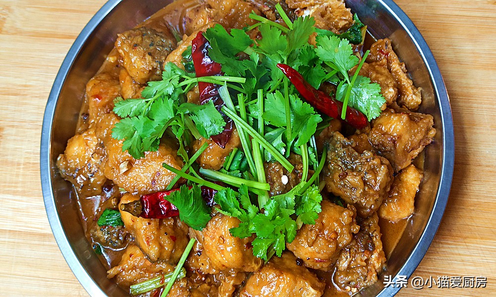 红烧草鱼最简单又好吃的做法,怎样红烧草鱼更美味