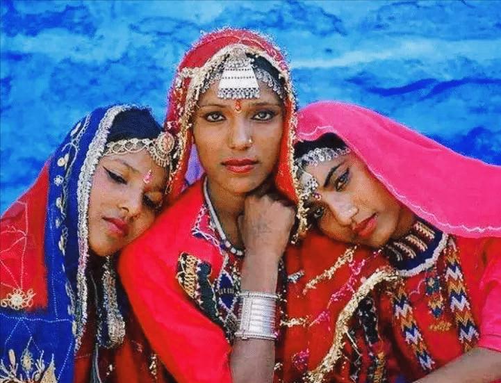 尼泊尔是不是没有寡妇的国家,去了尼泊尔才知道这里没有寡妇