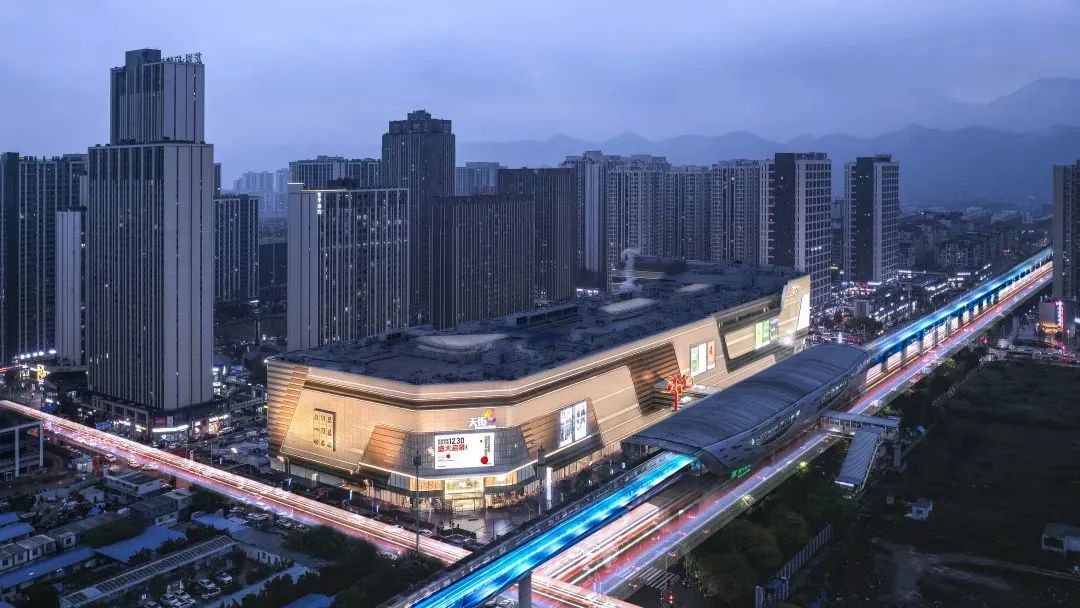 兄弟暗战：龙湖重庆天街谁是谁的对手