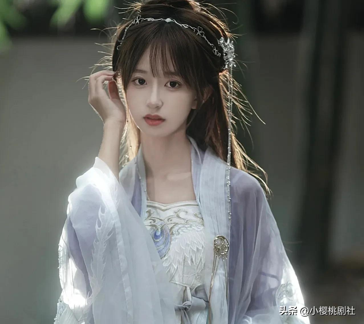 我的夫君落魄时娶了我发达了却要我让位他说她不愿做妾所以委屈你