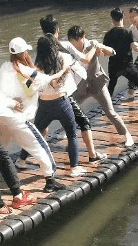 老婆包里发现的药片,老婆包里发现这个药片