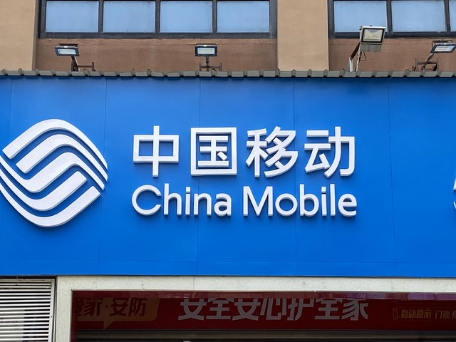 贫困大学生怎样赚钱,贫困生考上大学可以拿多少钱