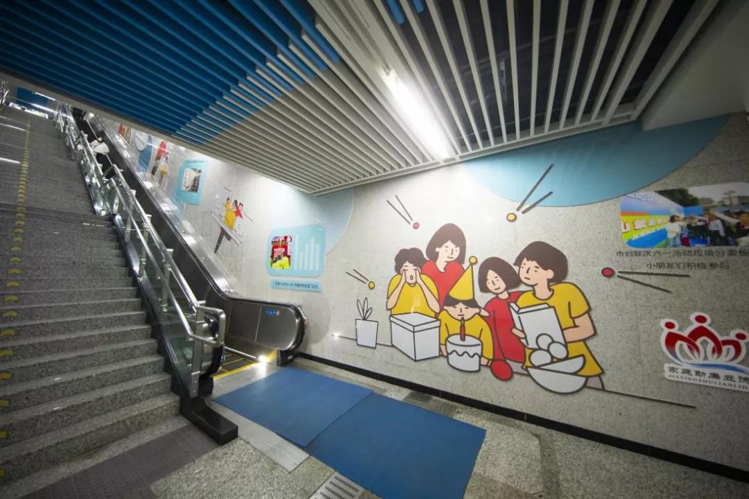 重庆轨道交通5个车站,重庆轨道交通10号线曾家岩车站