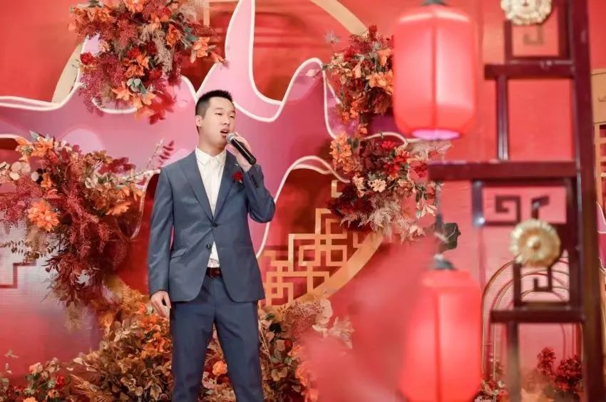 致三十周岁的宝贝儿子李淑华（江苏）《浪子情怀》诗歌集