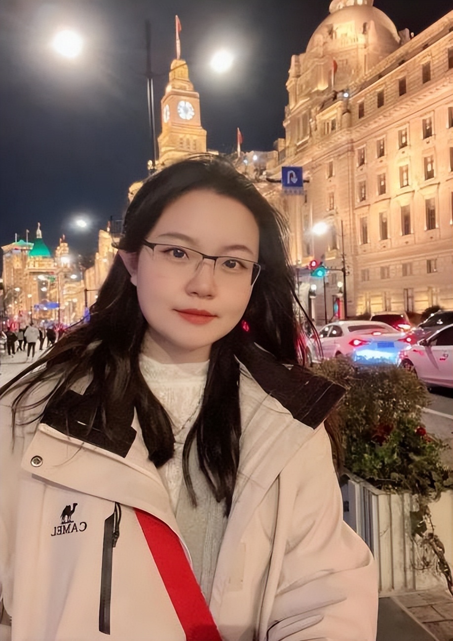 东北大学帅气辅导员照片,东北大学帅气辅导员