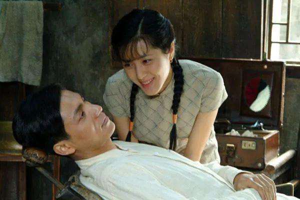 曾黎三任前男友都是影帝,和曾黎谈恋爱的三位影帝