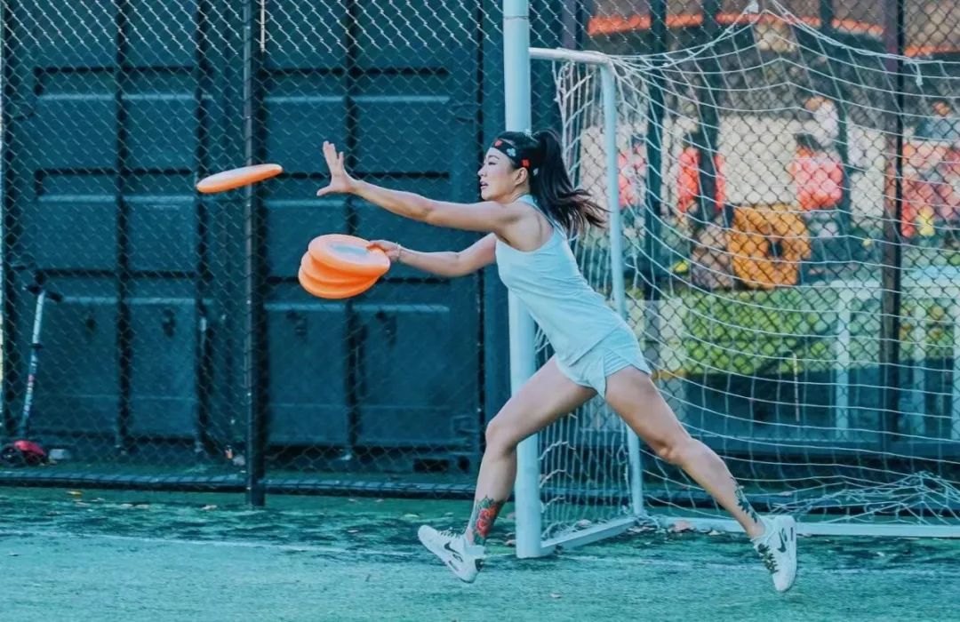 飞盘运动的危害,飞盘运动有专门的场地不