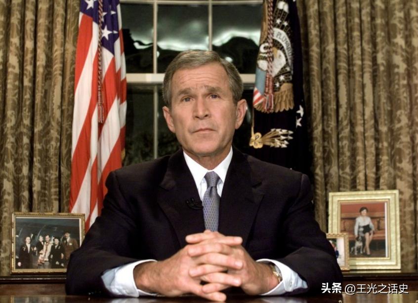 我不为911哭泣，因为我不是美国人；我也不会嘲笑911，因为我是人