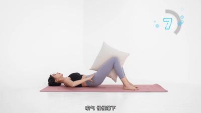 戚薇挺孕肚出行辣妈范儿，产后身体变化有哪些？三步赶走粗腰肥臀