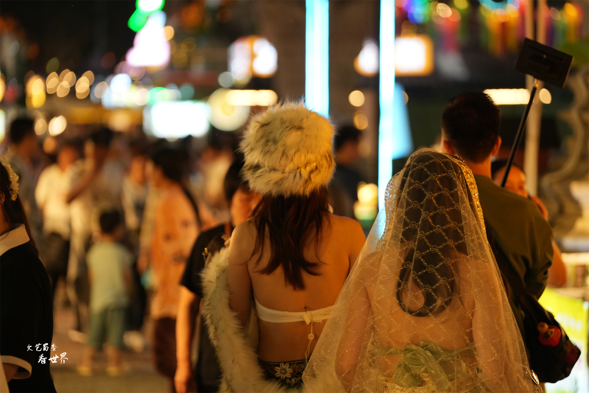 星光夜市艺术旅拍,西双版纳星光夜市拍照攻略