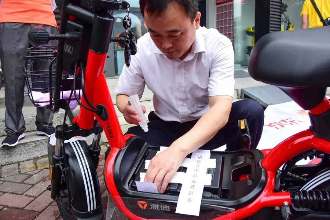 电动车48v12a旧的电池能卖多少钱,48v60ah磷酸铁锂电池市场价