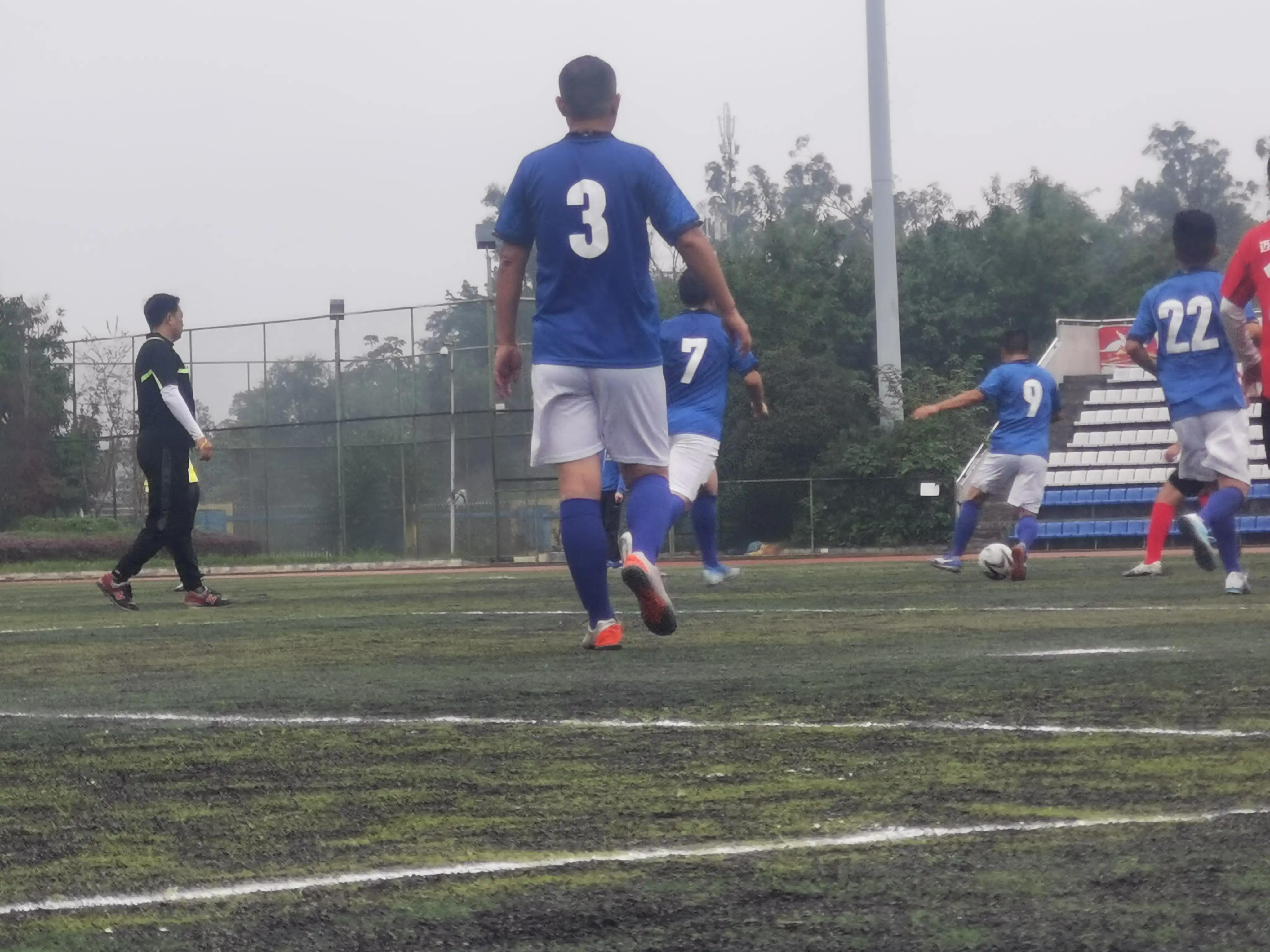 自贡市11人制足球比赛哪儿参加,2021泸州八人制足球赛