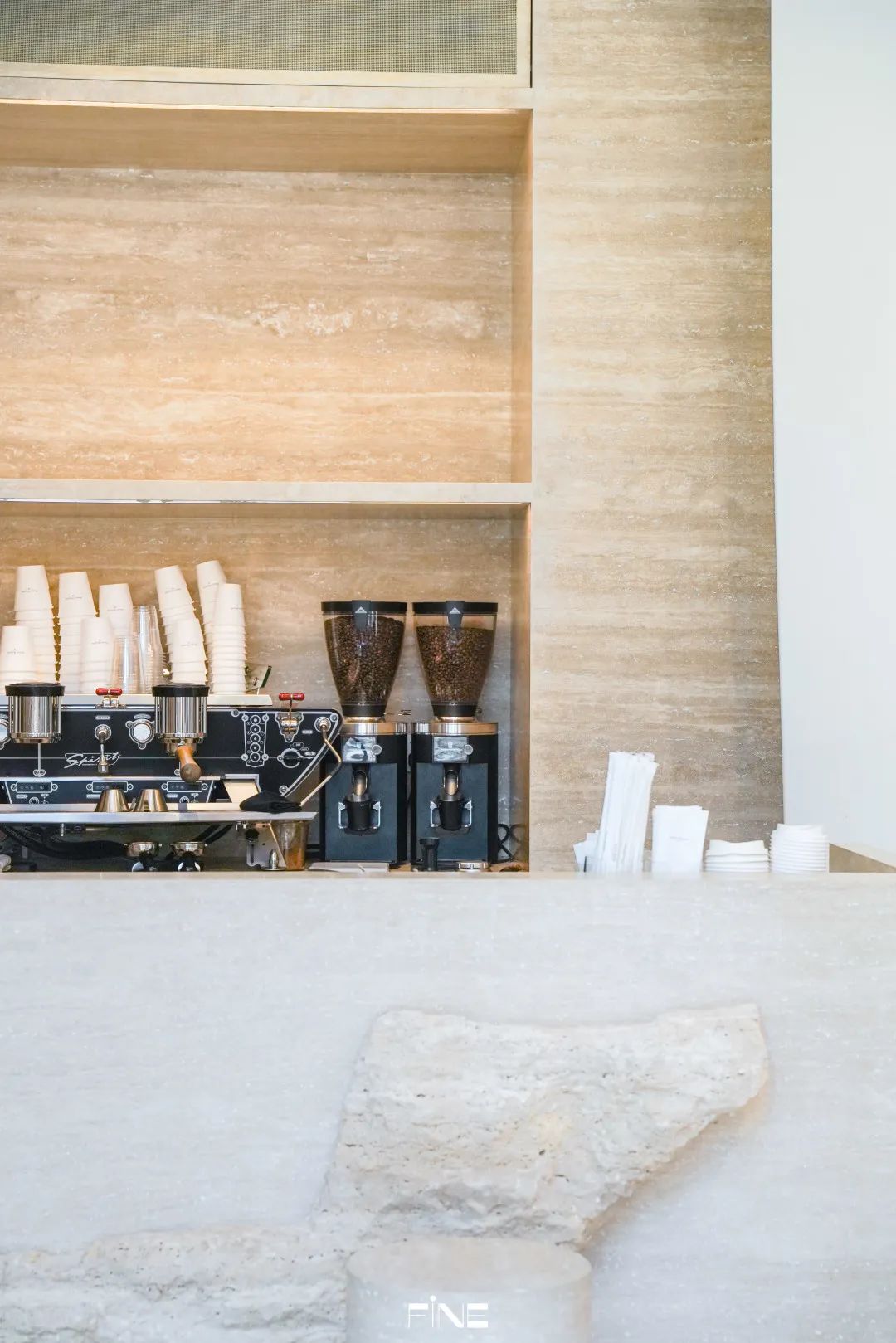 Fashion|MaisonMargiela首间咖啡实体店，味道怎么样？